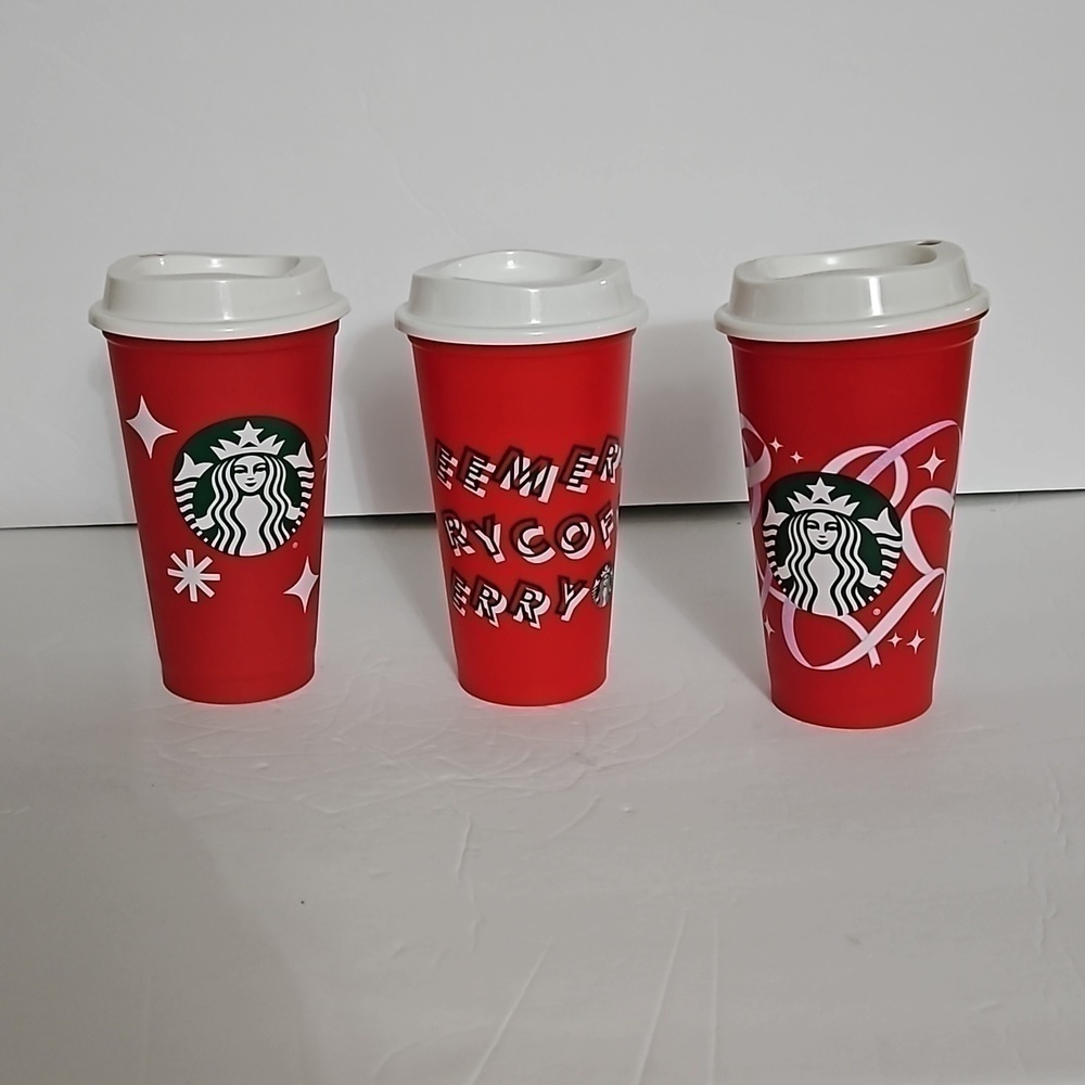 Starbucks  Plastic Reuseable Cups Lot of 3 Christmas Holiday  16oz Pre-owned